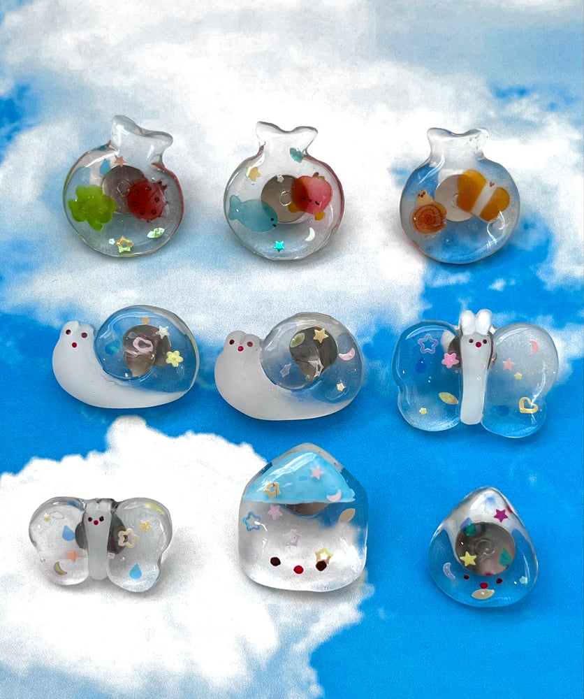 Image of Clear Pins