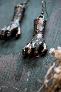 Image 7 of Grasping 