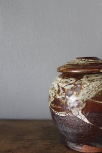 Image 2 of Crackle slip and ash glazed Caddy