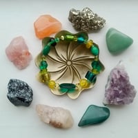 Image 1 of Mixed Green Glass Heart Chakra Bracelet