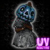 Image 1 of Little Autumn Resin Figure (Moonlight Variant) 