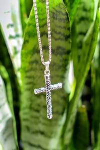 Image 1 of Carved pattern men's necklace