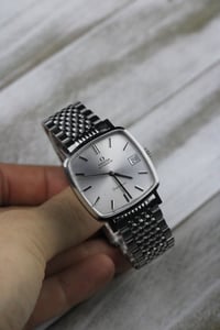 Image 2 of 1973 Omega Genève 162.0060 - Square Date - Automatic Omega Cal.1012 
