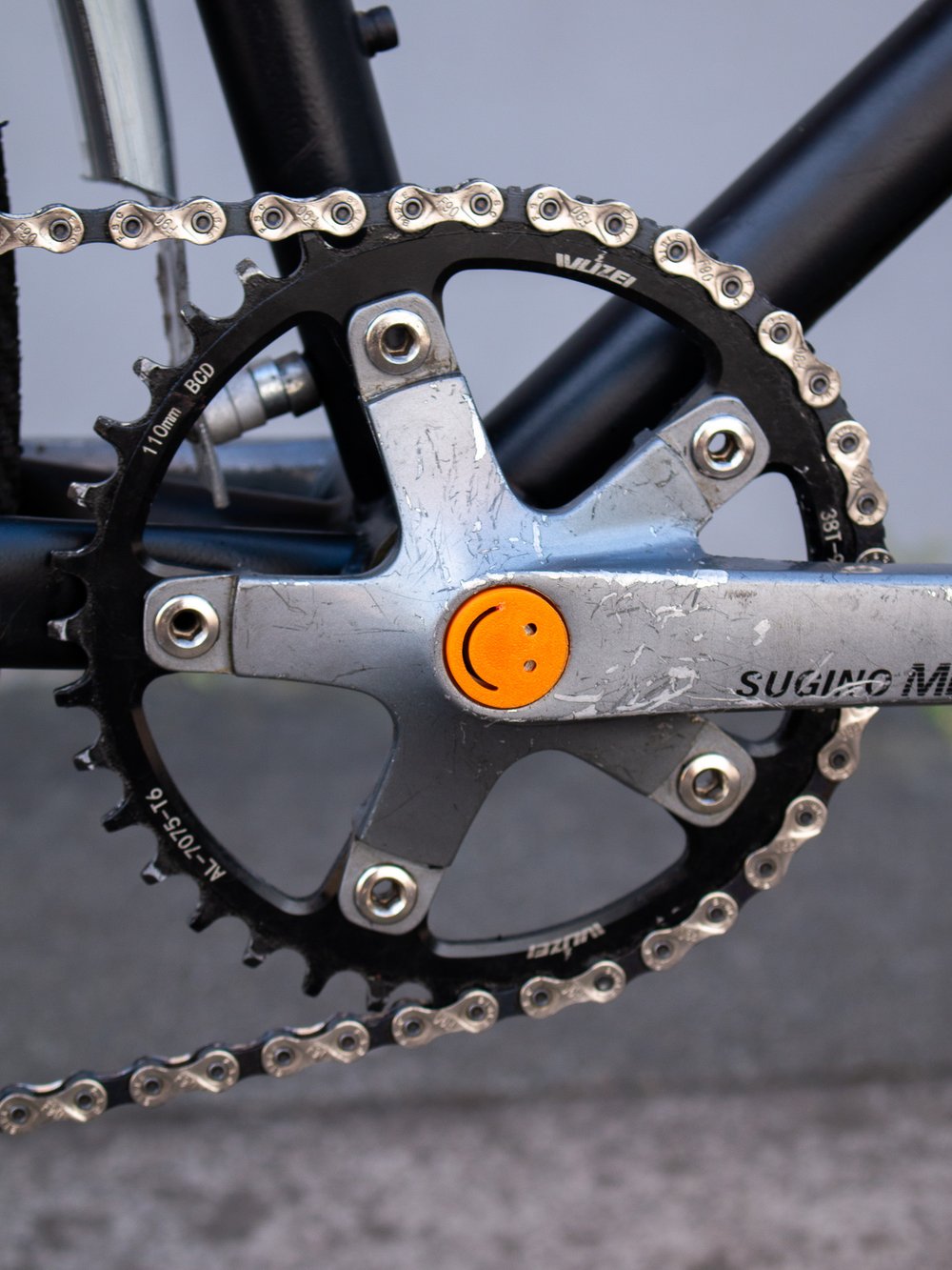 Smiley Crankset Cap