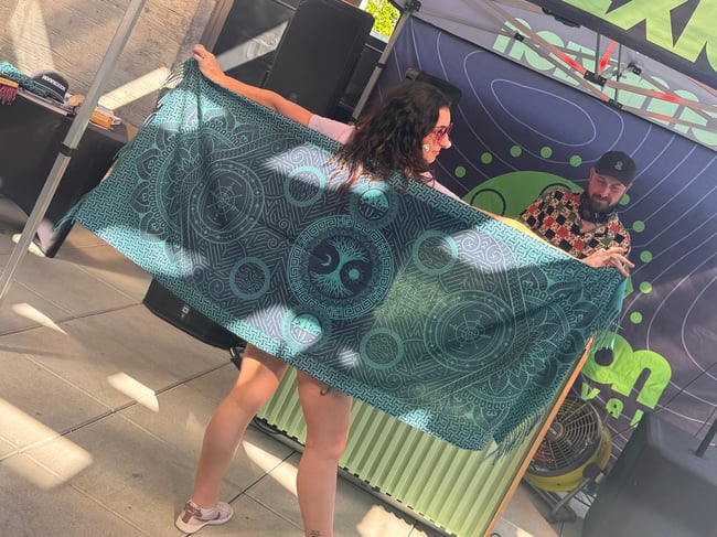 2025 Konnexion Pashmina (Free Shipping and Gift Included)