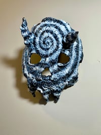 Image 3 of Spiral skull mask 