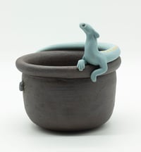 Image 2 of Guardian planter