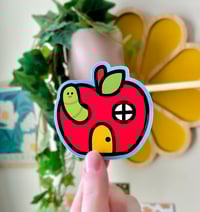worm house sticker