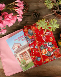 Image 1 of Brochés: Pochette pour LIVRES "FLEURS ROUGES"