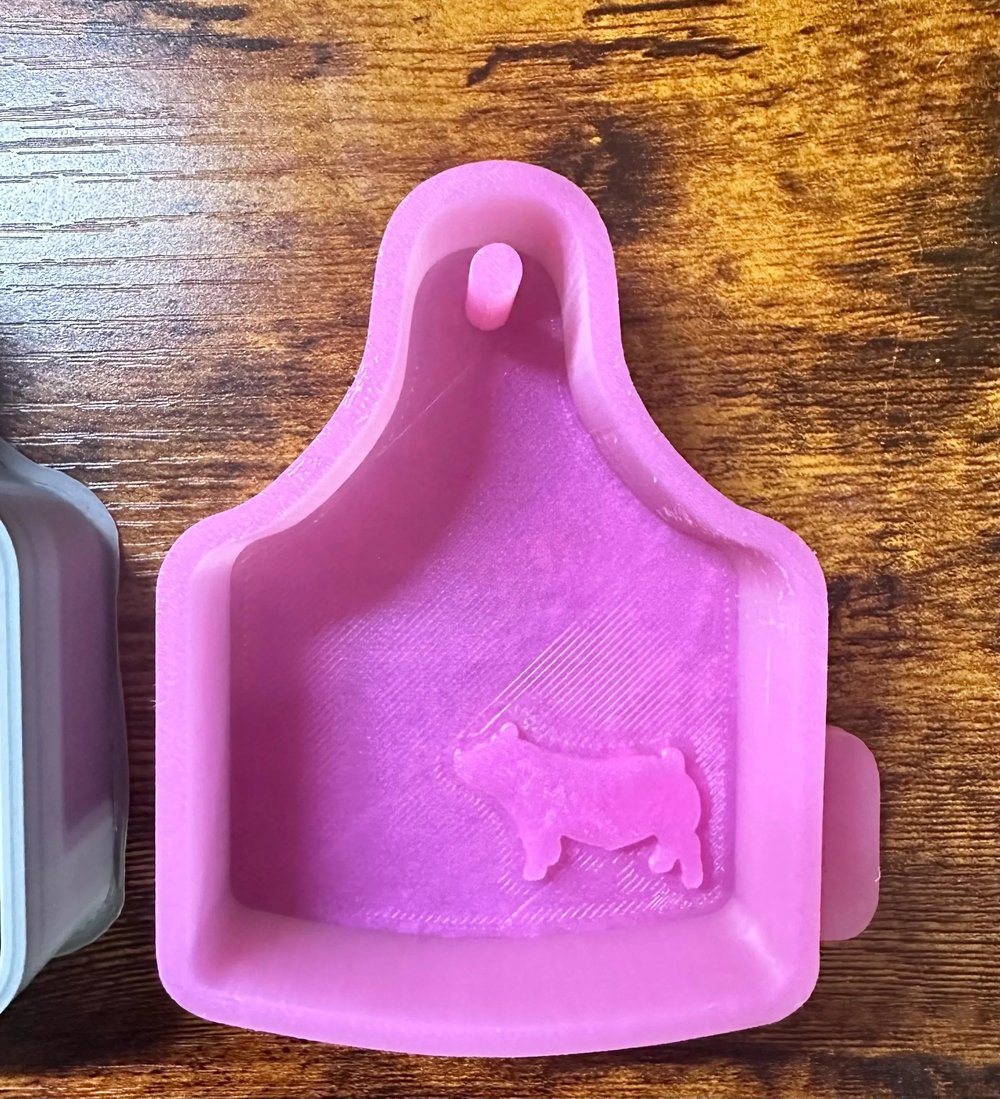 Image of 4H Ear Tag Freshie Molds