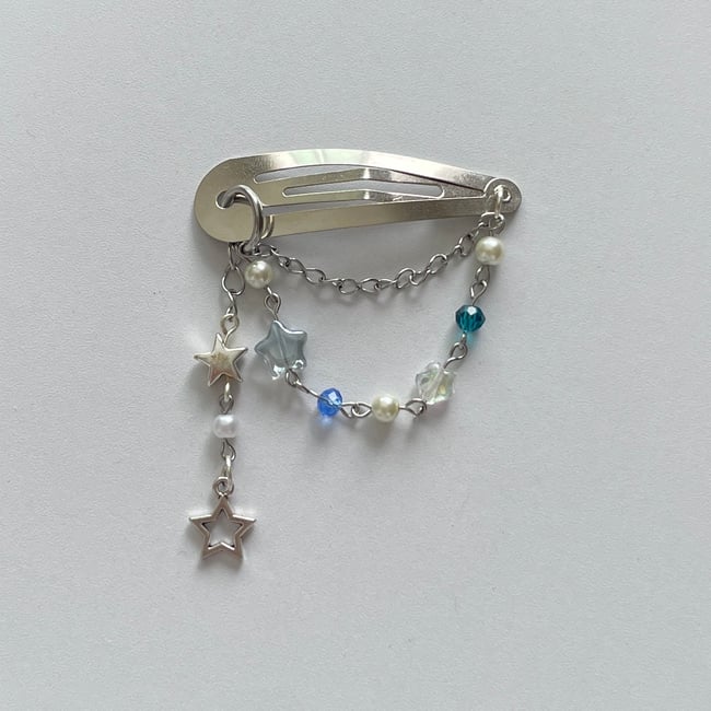 star heart cybercore chained hair clips