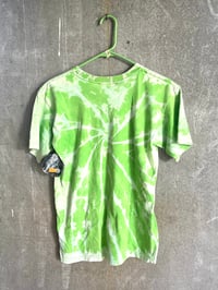 Image 4 of LET IT OUT ///LIME TIE DYE [SML]