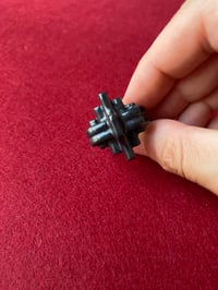 Image 4 of RING 08