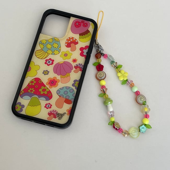 'alice in wonderland' phone/bag strap charm