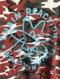 Image 3 of CHAIN++REACTION//RED CAMO [2XL]