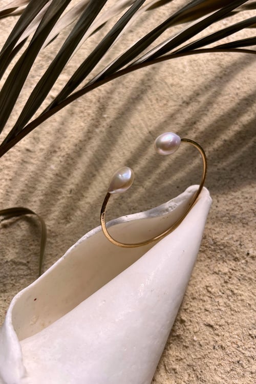 Image of TOI & MOI HINA