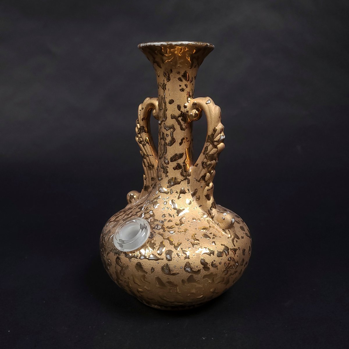 Image of 22k Weeping Gold Handle Vase
