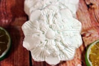 Image 5 of Solid Shampoo Bar for Oily Hair "Citron Vert", 110 g