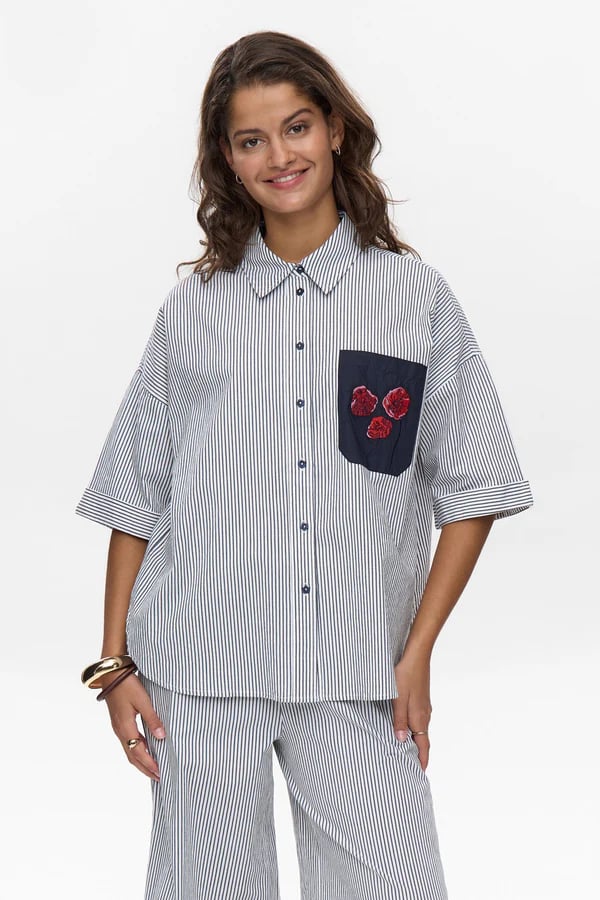 Image of 1-Nutillie SS Camisa