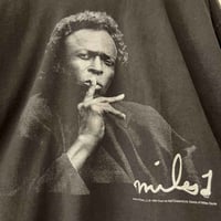 Image 2 of Miles Davis 1992 XL