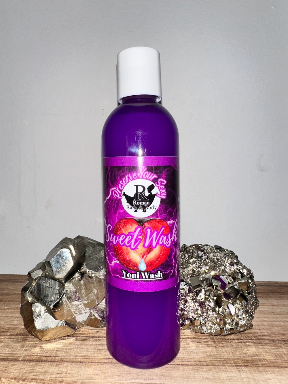 Image of Sweet Wash + Sweet Juice Face Oil 2-in-1 w/ Strawberry Kitty Wash