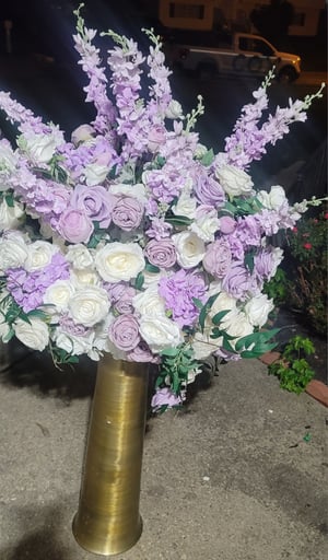 Image of 80 cm white, light purple /  lavender Centerpieces 