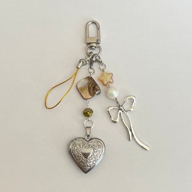 agate stone and bow locket keychain