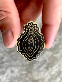 Image 2 of Pin’s SantaVulva 