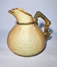 Image 3 of Royal Worcester Lizard Jug – Lizard looking down