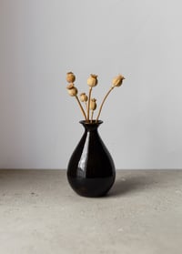 Nori bud vase
