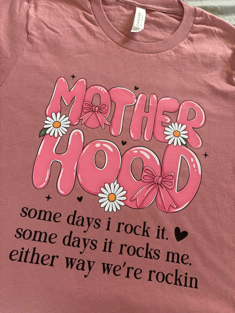 Image of Rockin' Motherhood T-Shirt