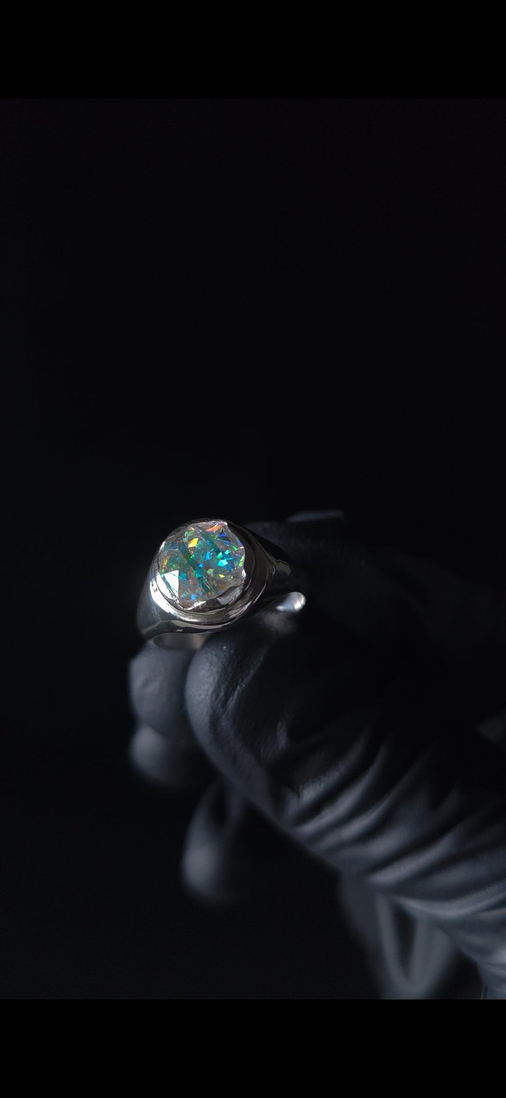 Image of Bezeled Radiance Ring
