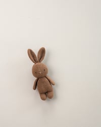 Image 1 of DOUDOU CROCHETÉ lapin noisette | Coton biologique