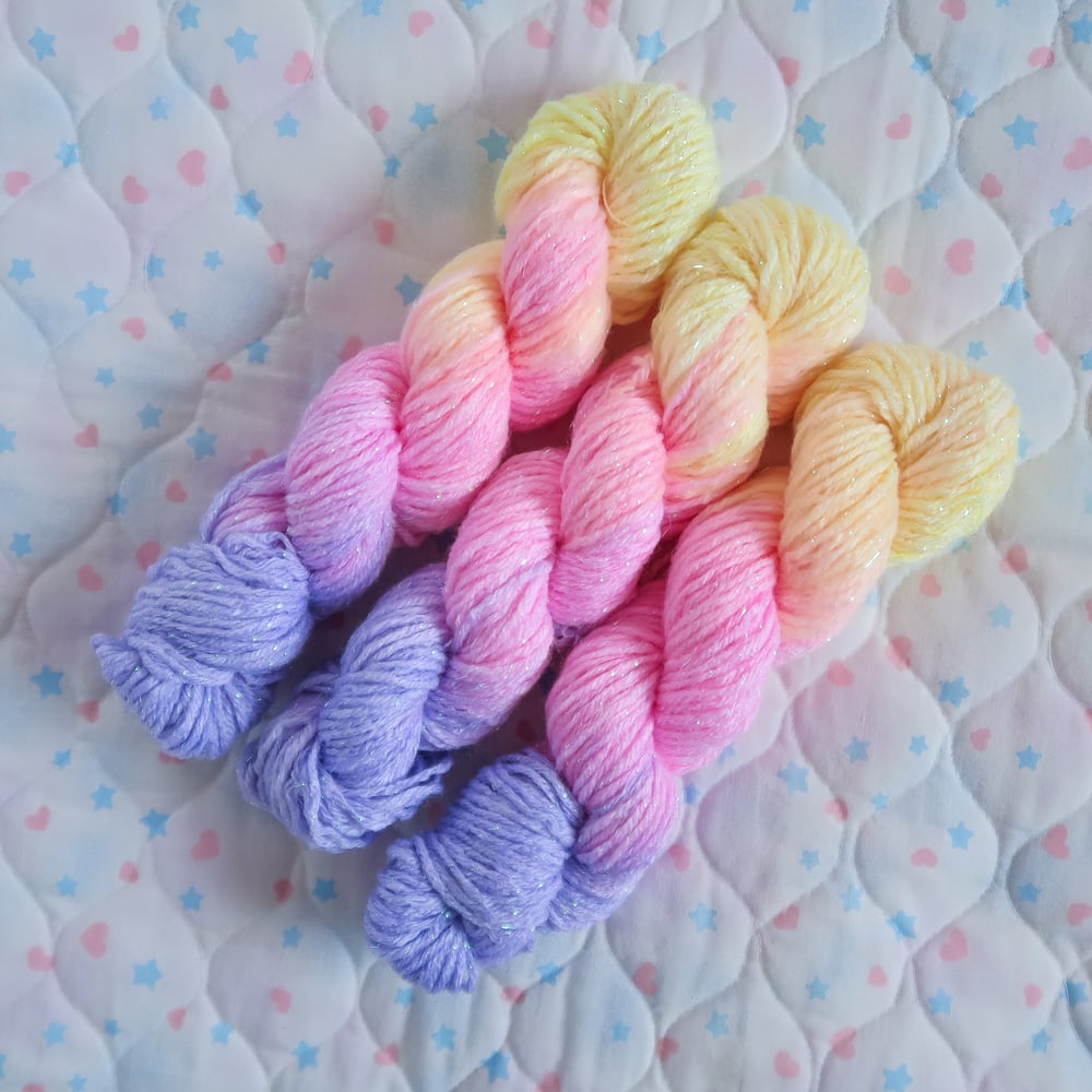 Iridescent Yarn: Moonlight
