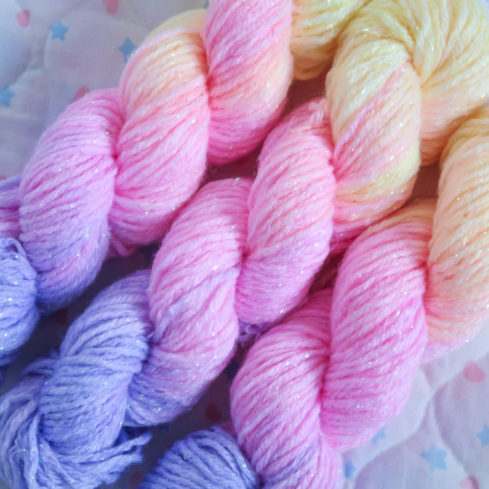 Iridescent Yarn: Moonlight