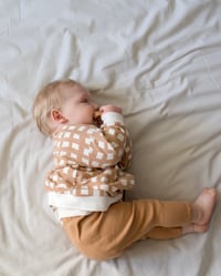 Image 13 of GILET OSCAR carreaux, caramel | Coton biologique