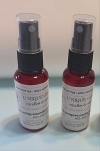 Image 2 of U'NIQUE LAVENDER SLEEP MIST