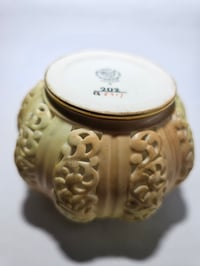 Image 9 of Grainger & Co (Royal China Works) Reticulated Covered Pot Pourri