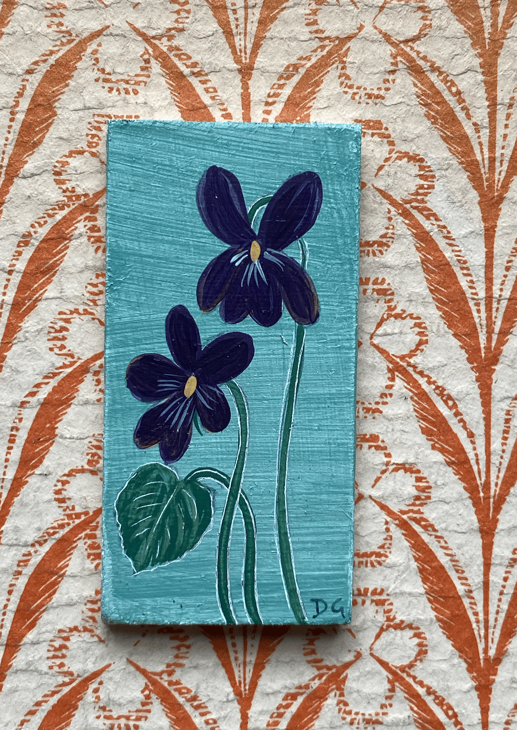 Image of Tiny Dog Violet (B)