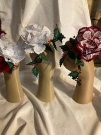 Image 3 of Handy flowers