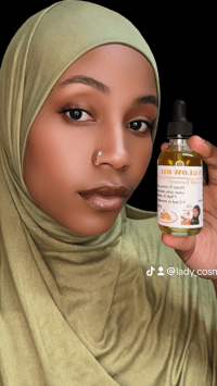 Image 3 of Apricot & Turmeric Golden glow oil