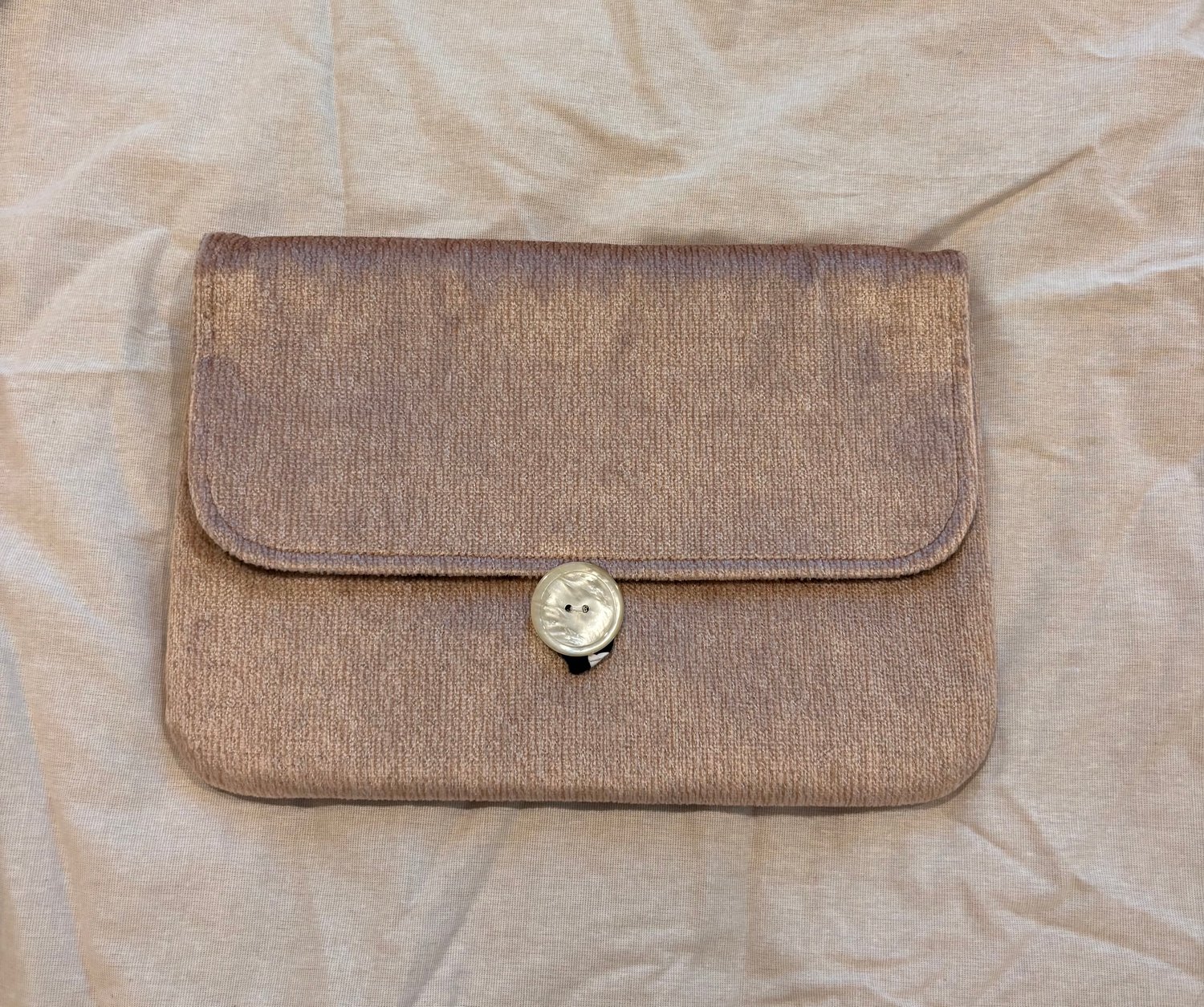 Image of Oh So Hollywood Clutch in Ballerina Pink