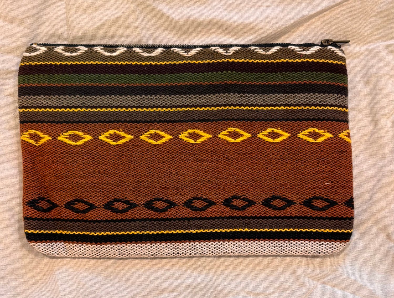 Image of Malibu Clutch in Mexi Blanket 