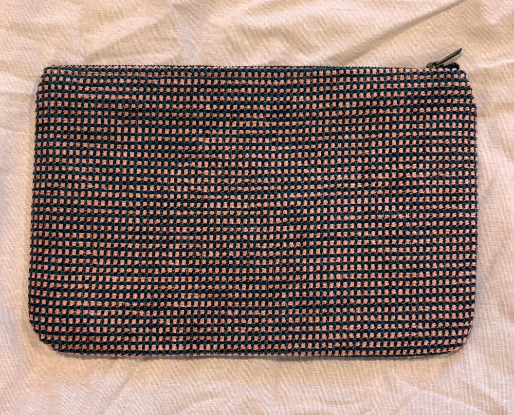 Image of Malibu Clutch in Cotton Candy 