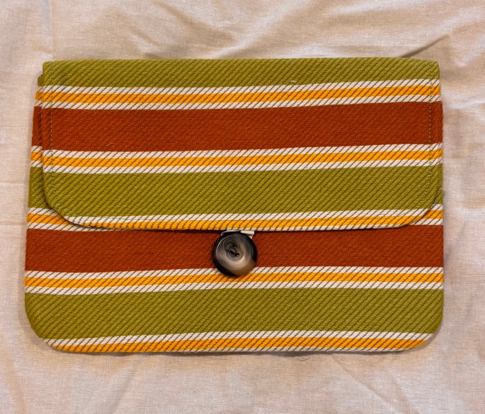 Image of Oh So Hollywood Clutch in Catalina 