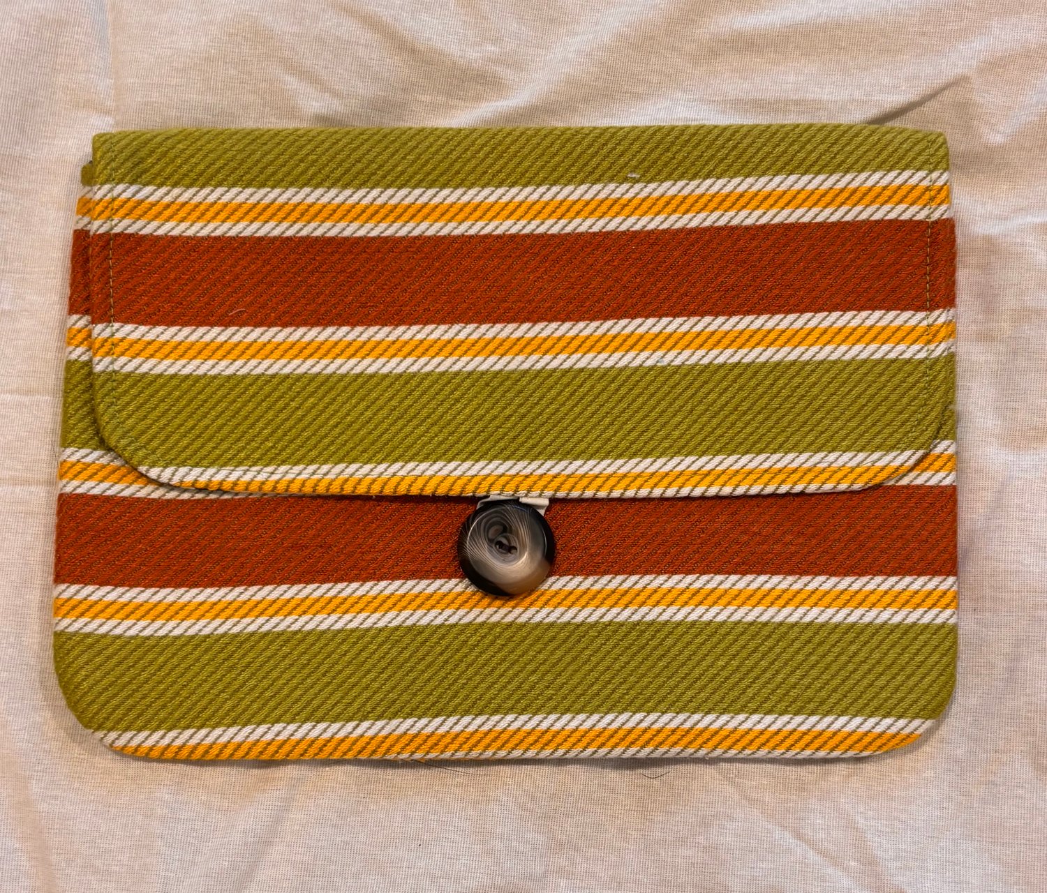 Image of Oh So Hollywood Clutch in Catalina