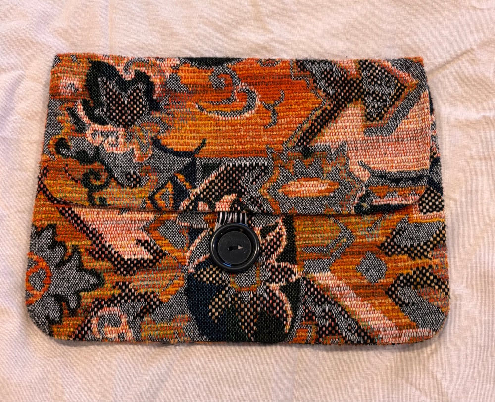 Image of Oh So Hollywood Clutch in Orange Crush 