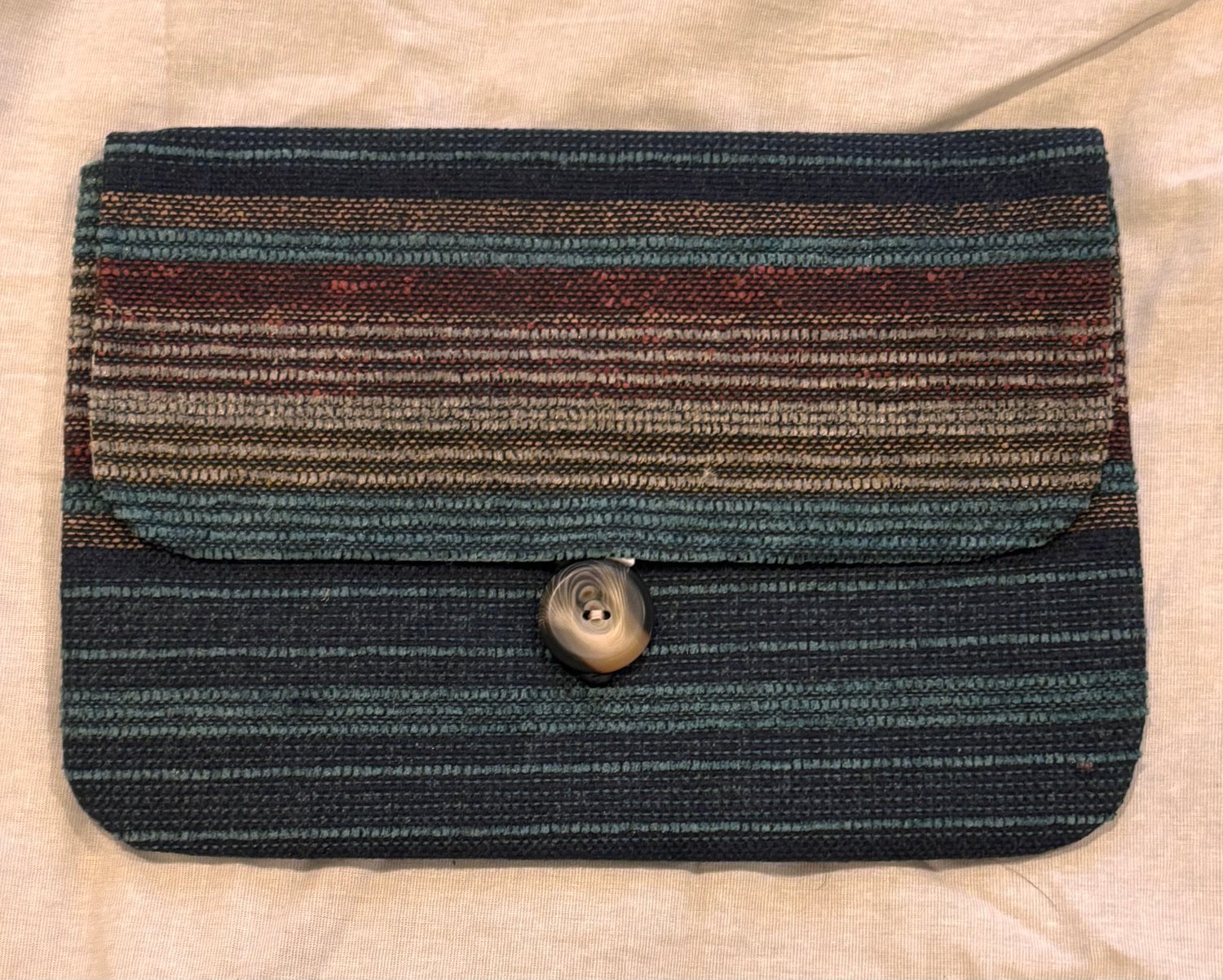 Image of Oh So Hollywood Clutch in Oshkosh