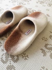 Image 3 of WHITE COWHIDE felted wool slip-ons