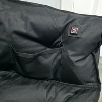 Image 7 of Exclusives Thermal Throne